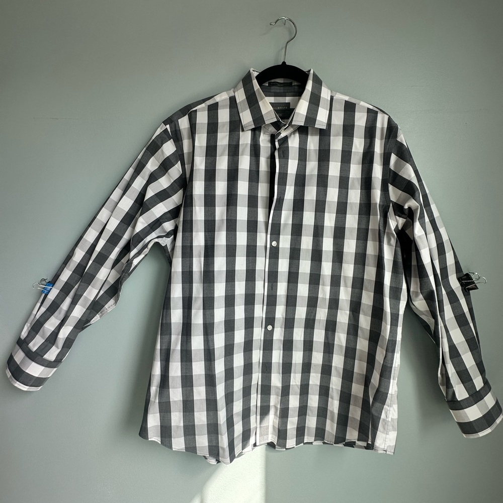 Nordstroms- Calibrate Mens Button down- size 16 1/2 32-33